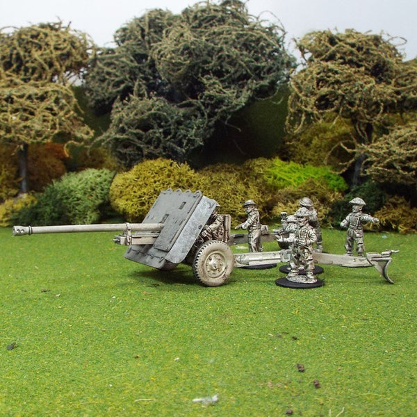 17 pounder and crew - Karwansaray Publishers