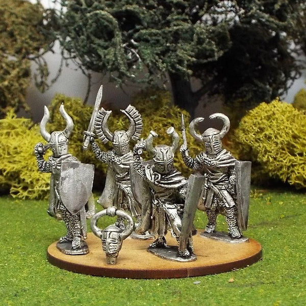28mm Teutonic Knights on foot - Karwansaray Publishers