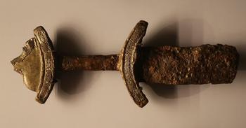 Arrow and Sword: Two Riddles from the Eighth Century - Karwansaray Publishers