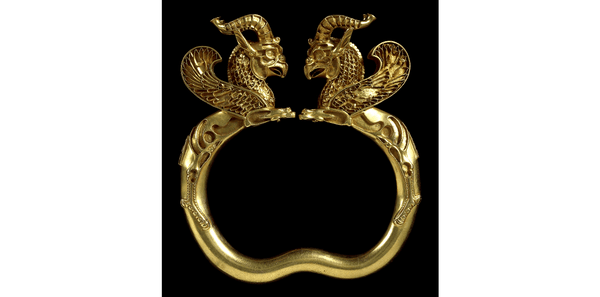 Luxury and Power in the British Museum - Karwansaray Publishers
