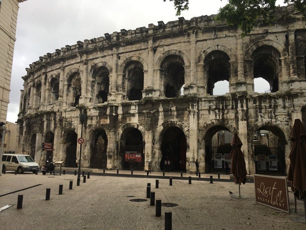 Nîmes Arena - Roman France - Karwansaray Publishers