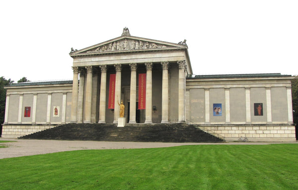 Sun, Statues, and Samnites – A Trip to Munich’s Museums - Karwansaray Publishers